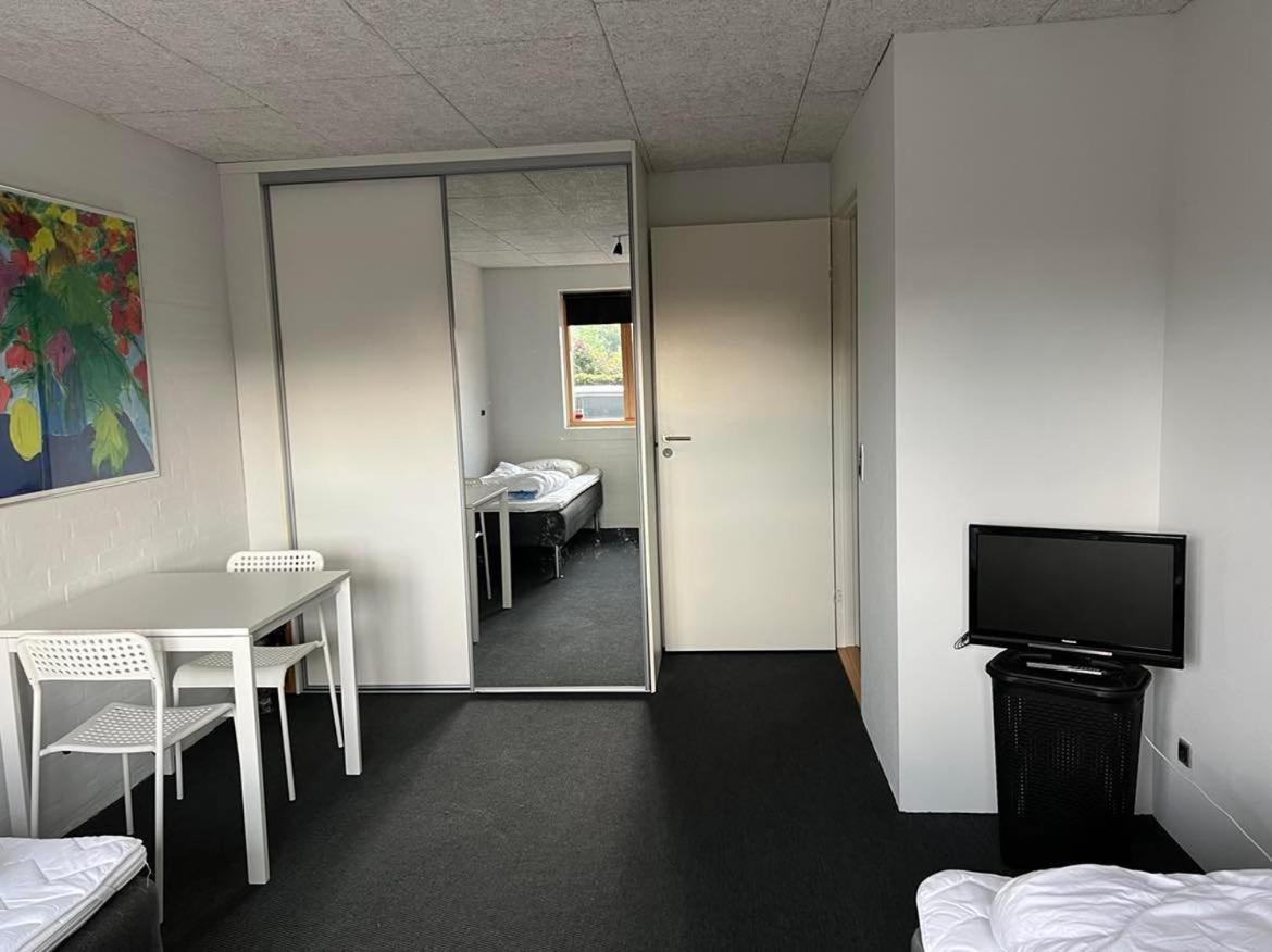 Ebbesens Bed And Bath - Two Double Rooms هيرنينغ المظهر الخارجي الصورة